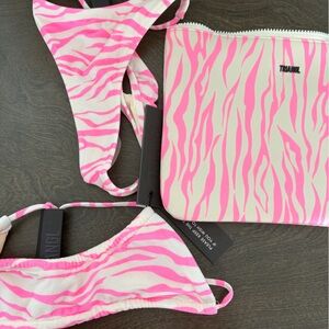 Triangl Pink Zebra